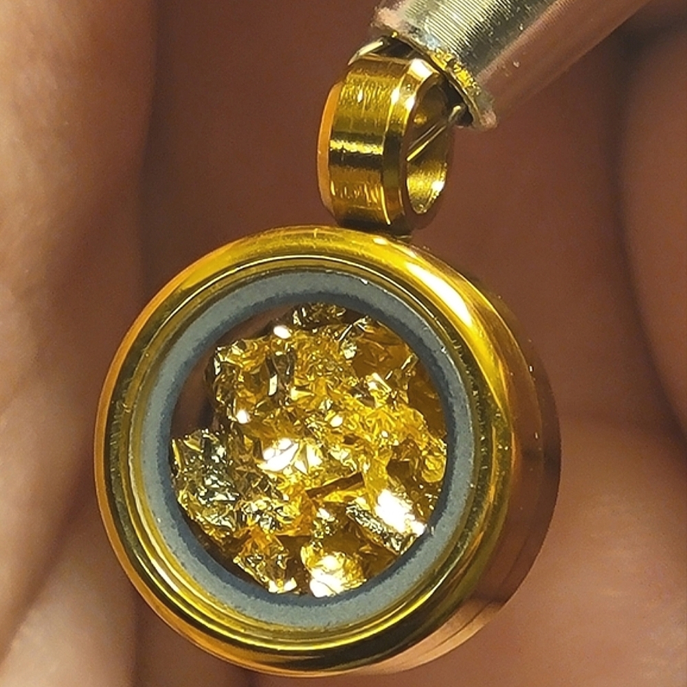 14k Gold Filled Pendent W/ 24k Gold Flakes - 15mm - Picture 6 of 7